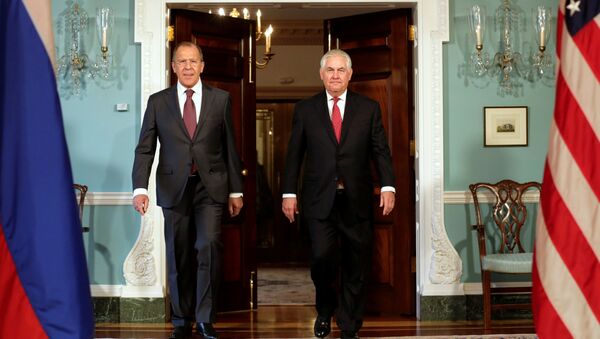 Ngoại trưởng Nga Sergei Lavrov và Ngoại trưởng Mỹ Rex Tillerson - Sputnik Việt Nam