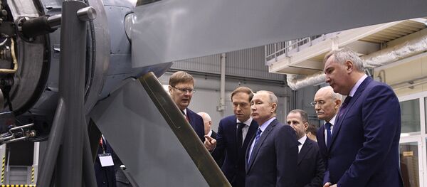 Chuyến thăm “Liên hiệp xây dựng động cơ Ufa” (UMPO) của Tổng thống Nga Vladimir Putin Chuyến thăm “Liên hiệp xây dựng động cơ Ufa” (UMPO) của Tổng thống Nga Vladimir Putin - Sputnik Việt Nam