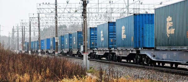 Vận chuyển container theo chặng xuất nhập khẩu Vorsino-Thành Đô-Vorsino - Sputnik Việt Nam