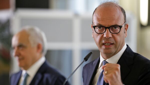 Angelino Alfano - Sputnik Việt Nam