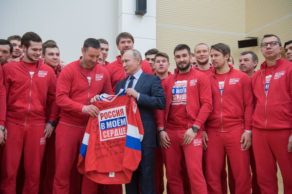 Ông Vladimir Putin Gặp đã gỡ các VĐV Olympic - Sputnik Việt Nam