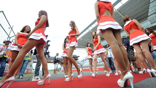 Grid girls trong Grand Prix Formula- 1 ở Yonam, Hàn Quốc - Sputnik Việt Nam