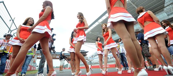 Grid girls trong Grand Prix Formula- 1 ở Yonam, Hàn Quốc - Sputnik Việt Nam
