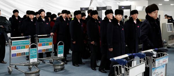 Phái đoàn Triều Tiên đến tham dự Thế vận hội PyeongChang 2018. - Sputnik Việt Nam