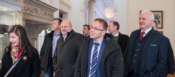 Một phái đoàn gồm các nghị sĩ Đức đang ở thăm chính thức Crưm. - Sputnik Việt Nam