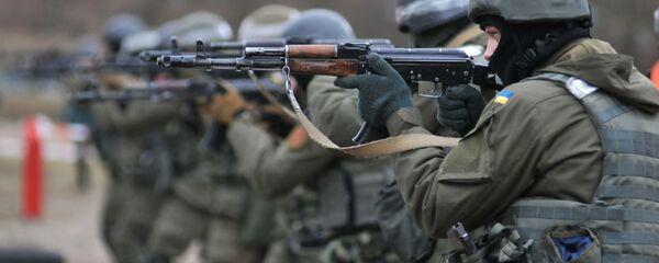 Подготовка пехоты Нацгвардии Украины по методике НАТО - Sputnik Việt Nam