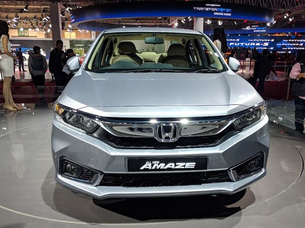 Mẫu xe giá rẻ Honda Amaze. - Sputnik Việt Nam