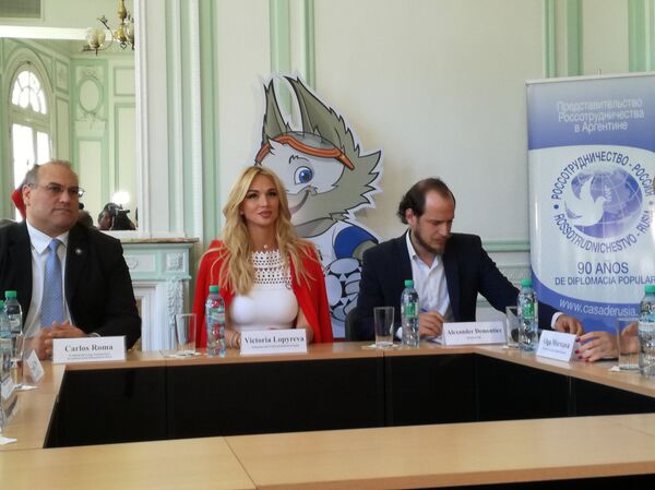 Victoria Lopyreva tại Argentina - Sputnik Việt Nam