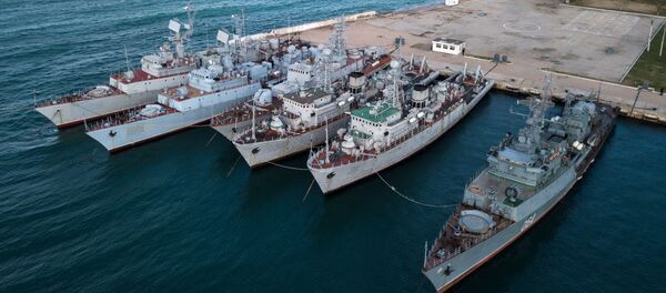Tàu hải quân Ukraina ở Crưm - Sputnik Việt Nam