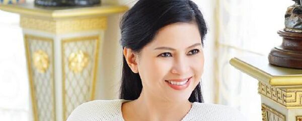 Người đàn bà đẹp và quyền lực - Lê Hồng Thuỷ Tiên - Sputnik Việt Nam