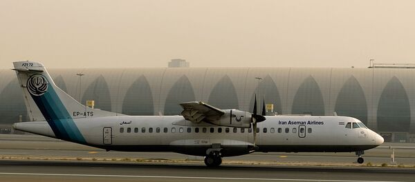 Chiếc máy bay chở khách của hãng Aseman Airlines Chiếc máy bay chở khách của hãng Aseman Airlines - Sputnik Việt Nam