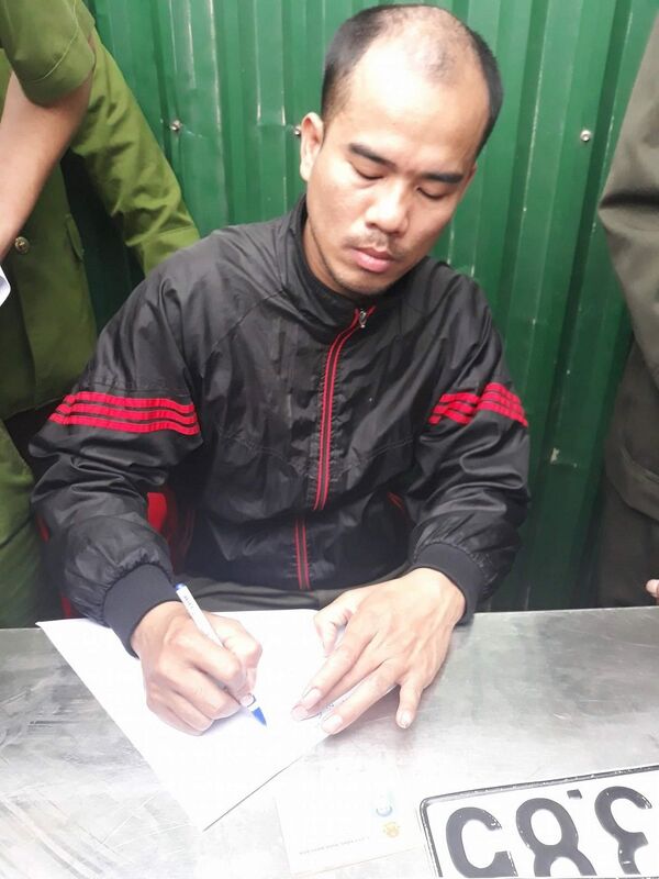 Tài xế Hoàng khai báo ở cơ quan công an - Sputnik Việt Nam