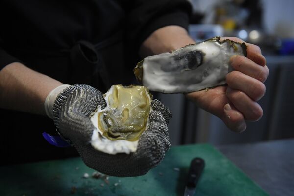 Hàu biển Nga ở nhà hàng Moskva - Sputnik Việt Nam