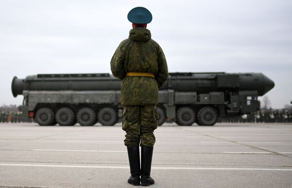 Từ R-7 đến Yars: Tại sao tên lửa hạt nhân trở nên nhẹ hơn - Sputnik Việt Nam