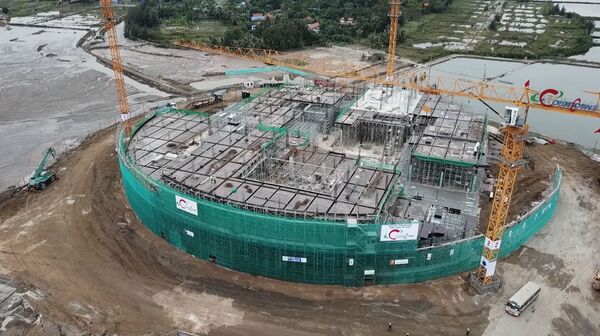 Hình ảnh thi công thực tế đến cuối tháng 1 của Nhà máy sản xuất xe máy điện & ô tô của VINFAST. - Sputnik Việt Nam