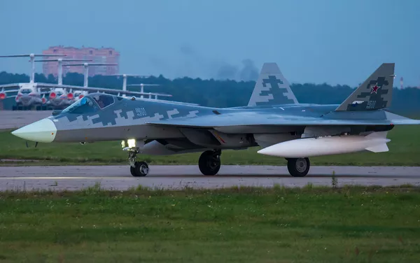 máy bay chiến đấu thế hệ thứ năm Su-57 máy bay chiến đấu thế hệ thứ năm Su-57 - Sputnik Việt Nam