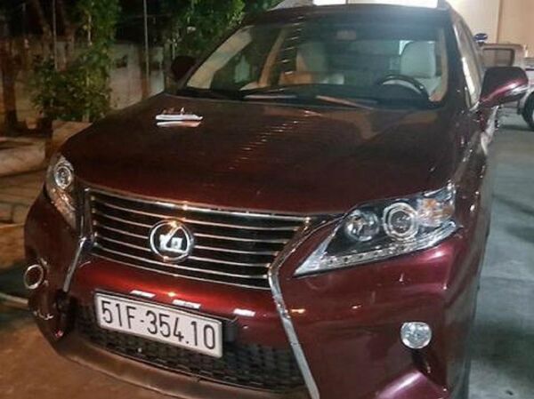 Chiếc xe Lexus RX350 bị trộm Chiếc xe Lexus RX350 bị trộm - Sputnik Việt Nam