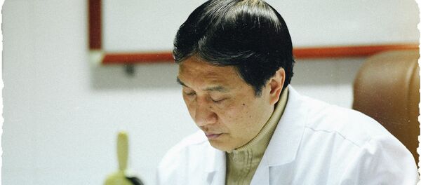 bác sĩ Trịnh Hồng Sơn bác sĩ Trịnh Hồng Sơn - Sputnik Việt Nam