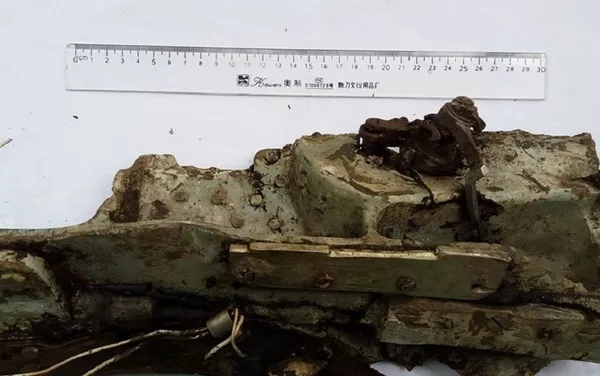 Tìm thấy mảnh kim loại, có khả năng là của chiếc máy bay Liên Xô MiG-21 bị rơi ở Tam Đảo năm 1971 Tìm thấy mảnh kim loại, có khả năng là của chiếc máy bay Liên Xô MiG-21 bị rơi ở Tam Đảo năm 1971 - Sputnik Việt Nam