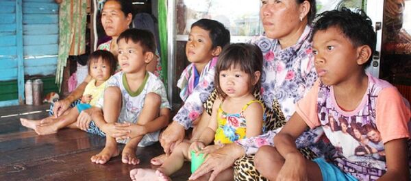 Nhiều thế hệ người gốc Việt sinh ra và lớn lên ở Campuchia vẫn mong được công nhận quốc tịch Campuchia để ổn định cuộc sống - Sputnik Việt Nam