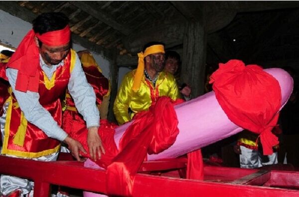 Hình ảnh tàng thinh màu hồng năm 2016 gây nhiều tranh cãi trong dư luận - Sputnik Việt Nam