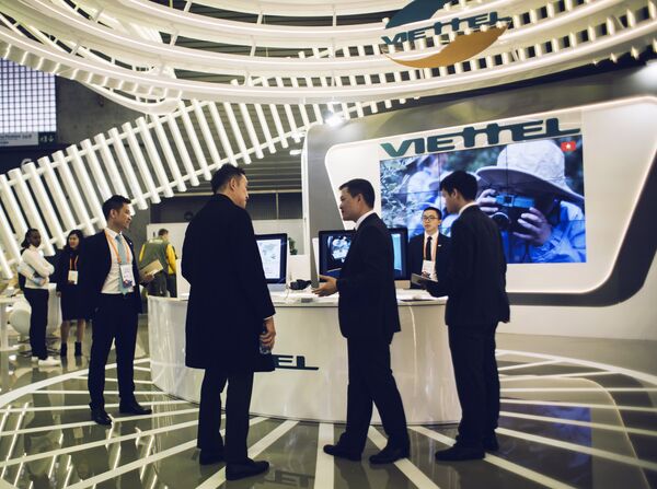 Việt Nam thương mại hóa 5G bằng thiết bị của Viettel: Vấn đề kinh tế và chủ quyền - Sputnik Việt Nam
