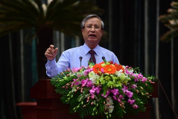 Chủ nhiệm Ủy ban Kiểm tra trung ươngTrần Quốc Vượng giữ chức Thường trực Ban Bí thư thay ông Đinh Thế Huynh  - Sputnik Việt Nam