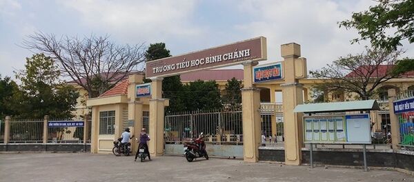 Trường học nơi diễn ra sự việc cô giáo N phải quỳ gối xin lỗi phụ huynh. Trường học nơi diễn ra sự việc cô giáo N phải quỳ gối xin lỗi phụ huynh. - Sputnik Việt Nam