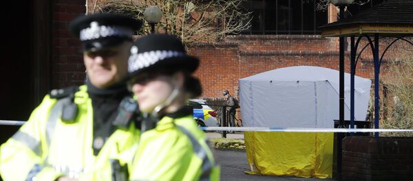 vụ đầu độc cựu đại tá an ninh Sergey Skripal ở Anh vụ đầu độc cựu đại tá an ninh Sergey Skripal ở Anh - Sputnik Việt Nam