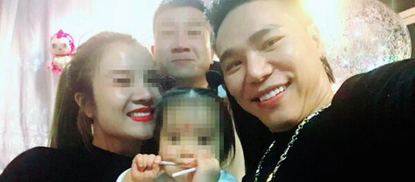 Châu Việt Cường ly thân vợ từ vài tháng nay. Dịp Tết vừa qua, anh cũng không về nhà. - Sputnik Việt Nam