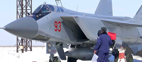 Экипаж истребителя МиГ-31 Воздушно-космических сил России - Sputnik Việt Nam