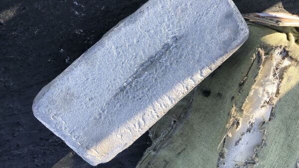 Theo các chuyên gia, nếu có khoảng 70% bạc, và phần còn lại là vàng, thì toàn bộ số hàng có thể được ước tính là 122,6 triệu đô la Mỹ. - Sputnik Việt Nam