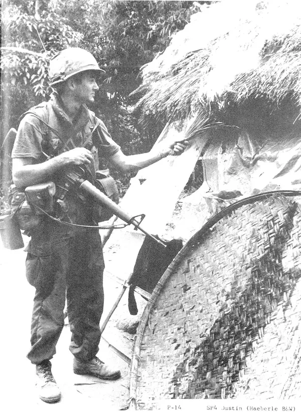 Vụ thảm sát dân thường do binh lính Quân đội Hoa Kỳ tiến hành ở Sơn Mỹ, Việt Nam. Năm 1968 Vụ thảm sát dân thường do binh lính Quân đội Hoa Kỳ tiến hành ở Sơn Mỹ, Việt Nam. Năm 1968 - Sputnik Việt Nam