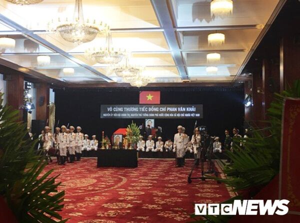 Công tác chuẩn bị Quốc tang cố Thủ Tướng Phan Văn Khải được chuẩn bị khẩn trương, nghiêm trang. - Sputnik Việt Nam
