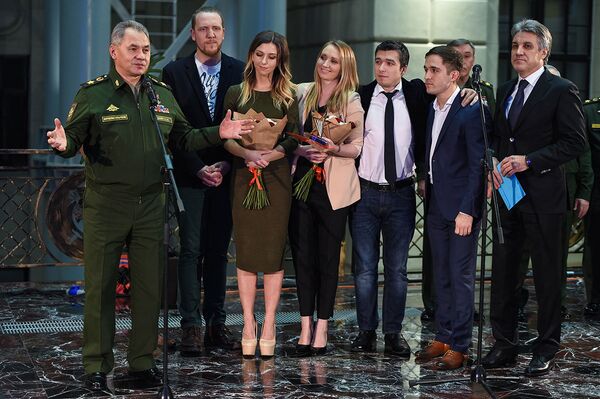 Sergei Shoigu phát biểu trong cuộc thi giọng hát Ngôi sao mới - Sputnik Việt Nam