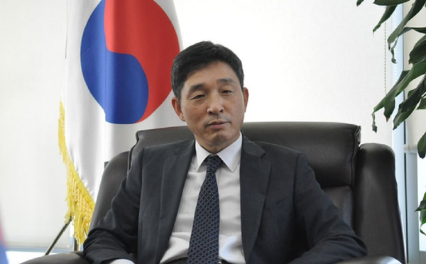 Đại sứ Hàn Quốc tại Việt Nam Lee Hyuk. - Sputnik Việt Nam