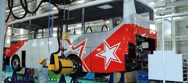 Dây chuyền lắp ráp xe ôtô Nhà máy Thaco Mazda của Công ty Cổ phần ôtô Trường Hải. - Sputnik Việt Nam