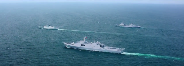 Hình ảnh đoàn chiến hạm Trung Quốc trong Điệp vụ Biển Đỏ. - Sputnik Việt Nam