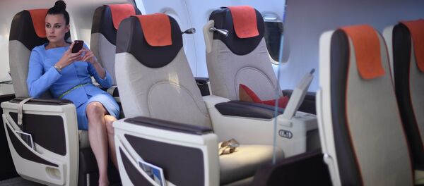 Bên trong Sukhoi Superjet 100 - Sputnik Việt Nam