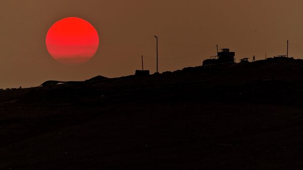 A soldier walks at a Turkish military outpost - Sputnik Việt Nam