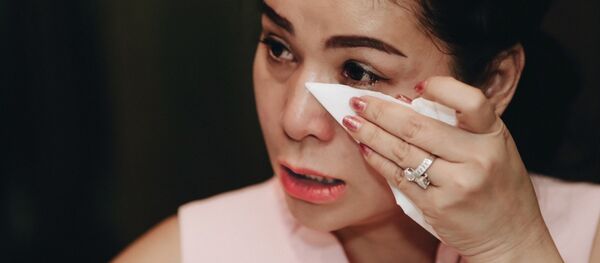 Bà Lê Hoàng Diệp Thảo: Tôi đã từng yêu Đặng Lê Nguyên Vũ lúc anh ấy nghèo khó nhất, cơ hàn nhất, thì không lý do gì tôi lại không yêu thương người cha của 4 đứa con của mình thêm một vài lần nữa. Bà Lê Hoàng Diệp Thảo: Tôi đã từng yêu Đặng Lê Nguyên Vũ lúc anh ấy nghèo khó nhất, cơ hàn nhất, thì không lý do gì tôi lại không yêu thương người cha của 4 đứa con của mình thêm một vài lần nữa. - Sputnik Việt Nam