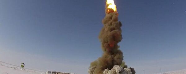 Запуск модернизированной ракеты ПРО на полигоне Сары-Шаган - Sputnik Việt Nam