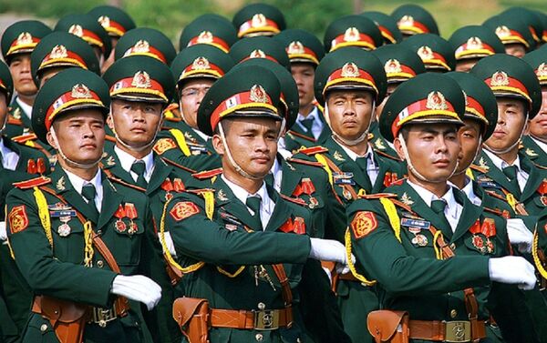 Tướng Ngô Xuân Lịch: Giữ nguyên tên gọi Luật Lực lượng dự bị động viên là phù hợp Tướng Ngô Xuân Lịch: Giữ nguyên tên gọi Luật Lực lượng dự bị động viên là phù hợp - Sputnik Việt Nam