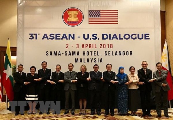 Các đại biểu tham dự Hội nghị Đối thoại ASEAN-Mỹ lần thứ 31 chụp ảnh lưu niệm. - Sputnik Việt Nam