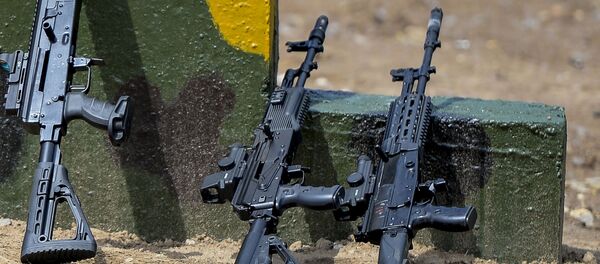 Các loại súng Saiga-12, AK-12, AK-200 Các loại súng Saiga-12, AK-12, AK-200 - Sputnik Việt Nam
