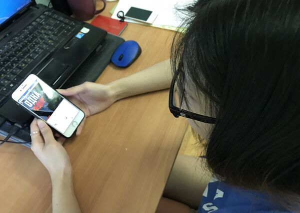 Facebook dường như đã là một phần cuộc sống của giới trẻ Việt - Sputnik Việt Nam