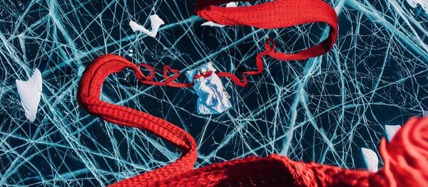 Tĩnh lặng nước hồ Baikal đóng băng Tĩnh lặng nước hồ Baikal đóng băng - Sputnik Việt Nam