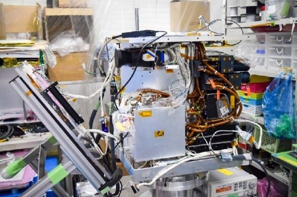 Vệ tinh Micro Dragon trong quá trình lắp đặt và thử nghiệm - Sputnik Việt Nam