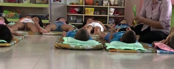 Phụ huynh tố cô giáo trường mầm non 30-4 bạo hành trẻ Phụ huynh tố cô giáo trường mầm non 30-4 bạo hành trẻ - Sputnik Việt Nam