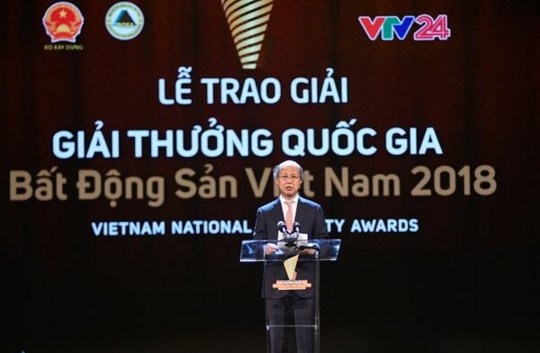Ông Nguyễn Trần Nam - nguyên Thứ trưởng Bộ Xây dựng, Chủ tịch Hiệp hội Bất động sản Việt Nam khai mạc Lễ trao giải thưởng quốc gia Bất động sản Việt Nam 2018. Ông Nguyễn Trần Nam - nguyên Thứ trưởng Bộ Xây dựng, Chủ tịch Hiệp hội Bất động sản Việt Nam khai mạc Lễ trao giải thưởng quốc gia Bất động sản Việt Nam 2018. - Sputnik Việt Nam